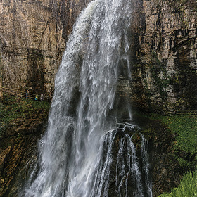 Водопад Гигант (Великан)